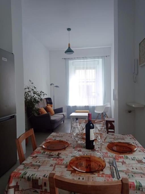 Vakantiehuis Town House With Rooftop Terrace Sevilla