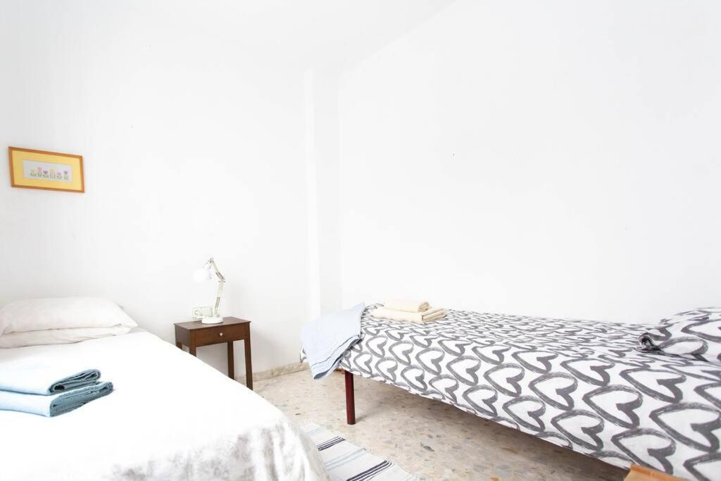 Town House With Rooftop Terrace * Séville