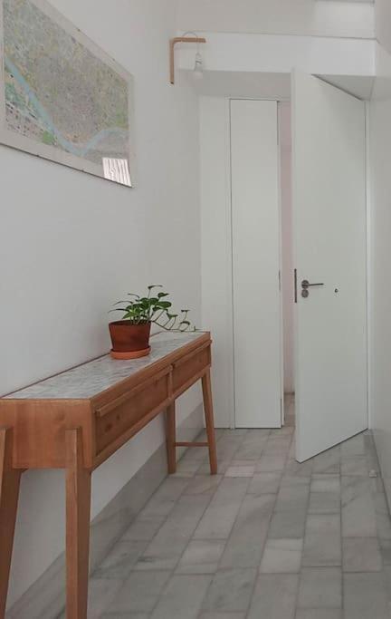 Town House With Rooftop Terrace Hébergement de vacances *