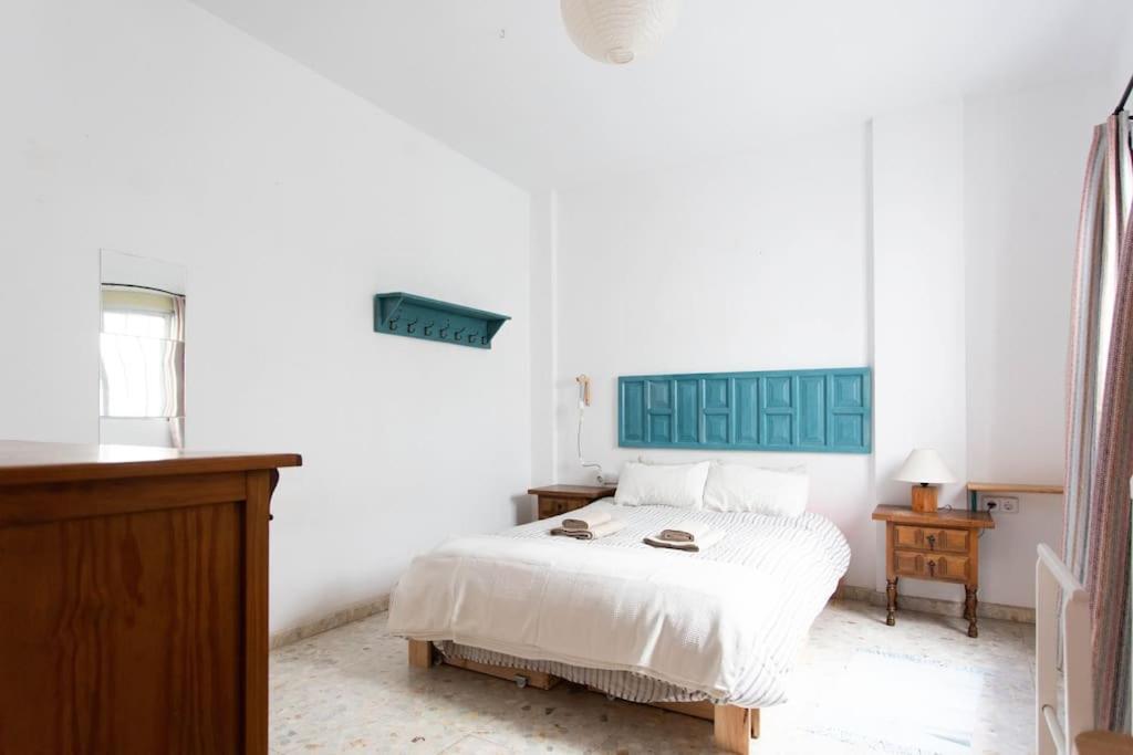 Town House With Rooftop Terrace * Séville